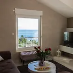Incantesimo Luxury Penthouse Mimice