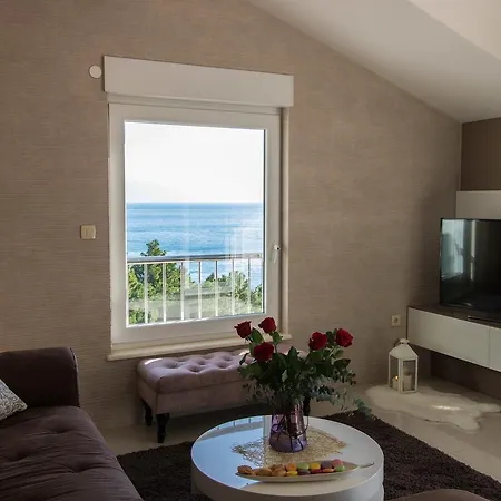 Incantesimo Luxury Penthouse Mimice