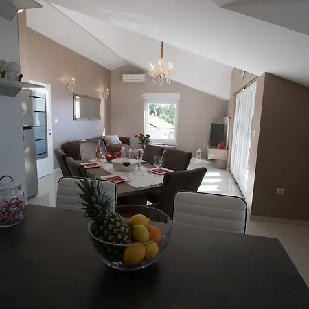 Incantesimo Luxury Penthouse Apartment *