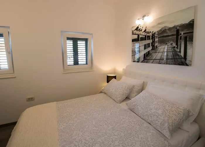 Incantesimo Luxury Penthouse Mimice